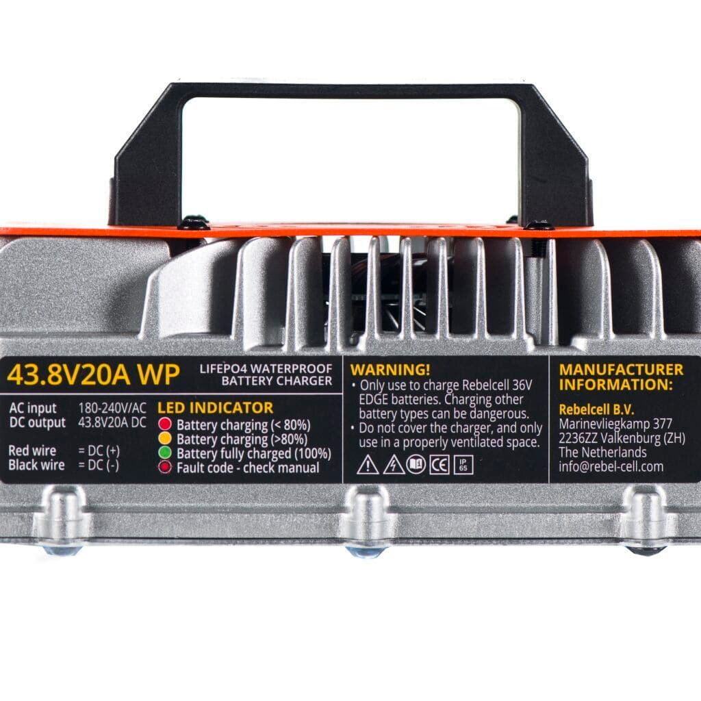 Încărcător LiFePO4 43.8V20A impermeabil (IP65) 4