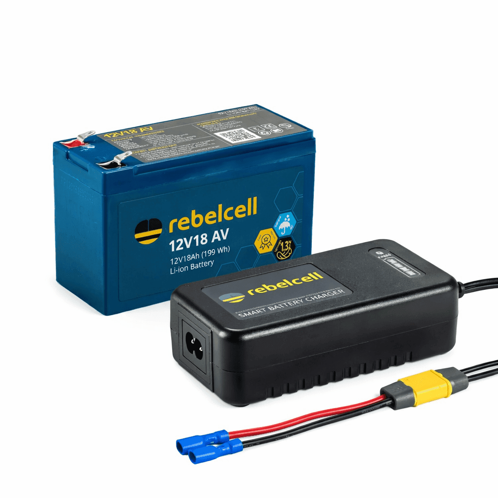 Acumulator li-ion 12V18 AV cu încărcător 12.6V4A Li-ion cu XT60