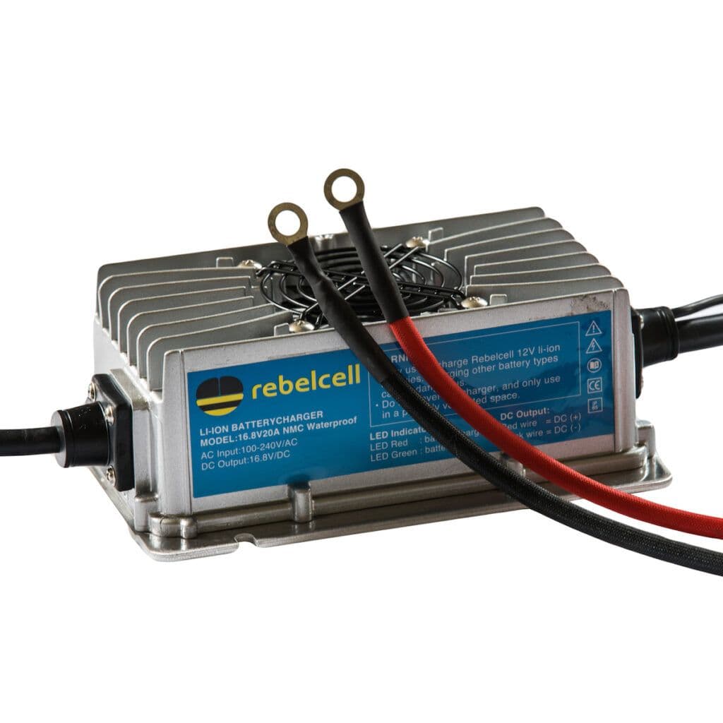 Încărcător litiu 16.8V20A impermeabil (IP65)