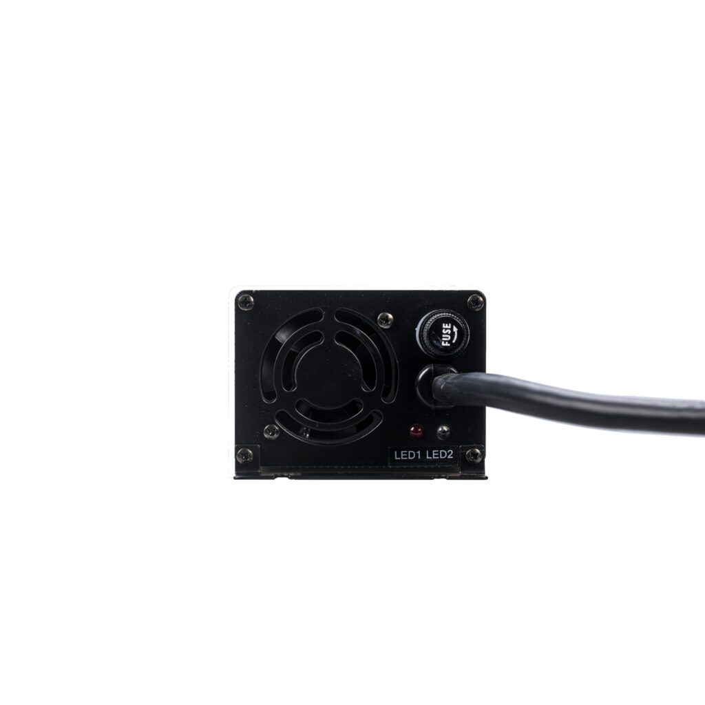 Încărcător litiu 12.6V20A pentru Outdoorbox 4