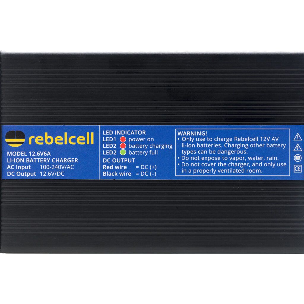Încărcător litiu 12.6V6A 2