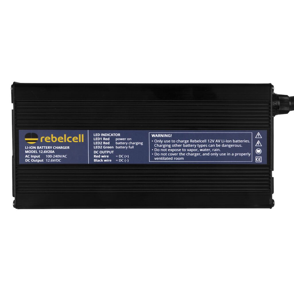 Încărcător litiu 12.6V20A 3