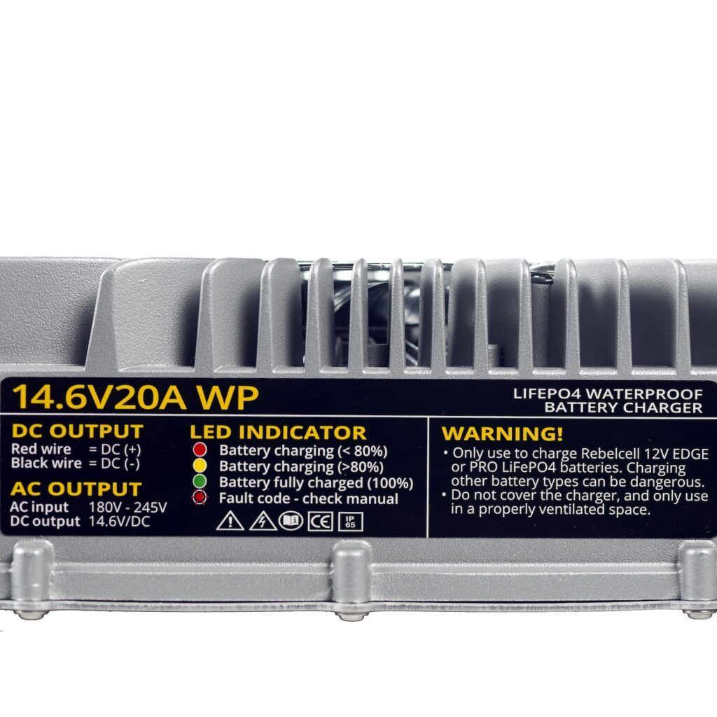 Încărcător 14.6V20A LiFePO4 rezistent la apă (IP65) 4