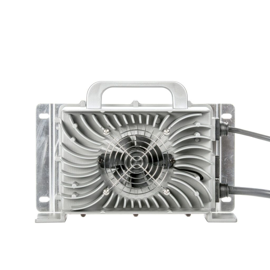 Încărcător 14.6V35A LiFePO4 rezistent la apă (IP65) 2