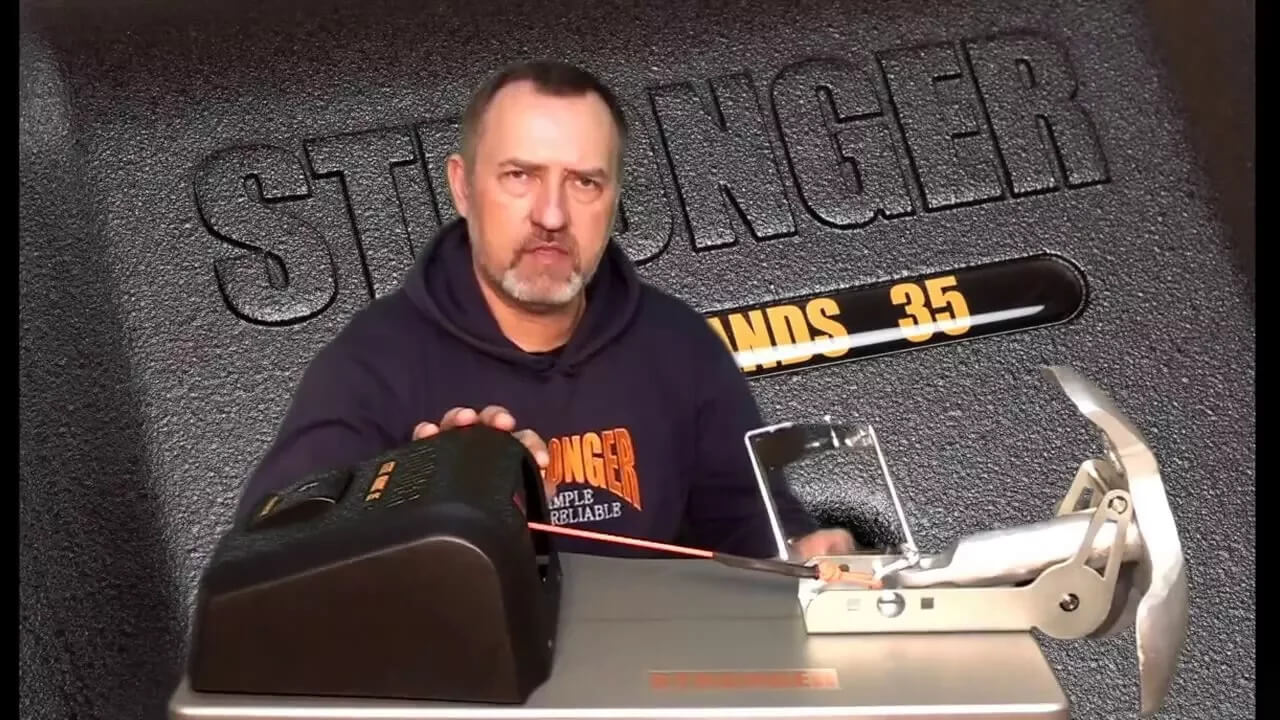 Steel Hands 35 I 3